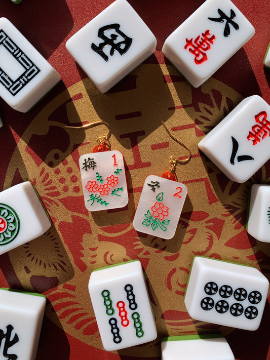 Single mahjong earring for Jamie